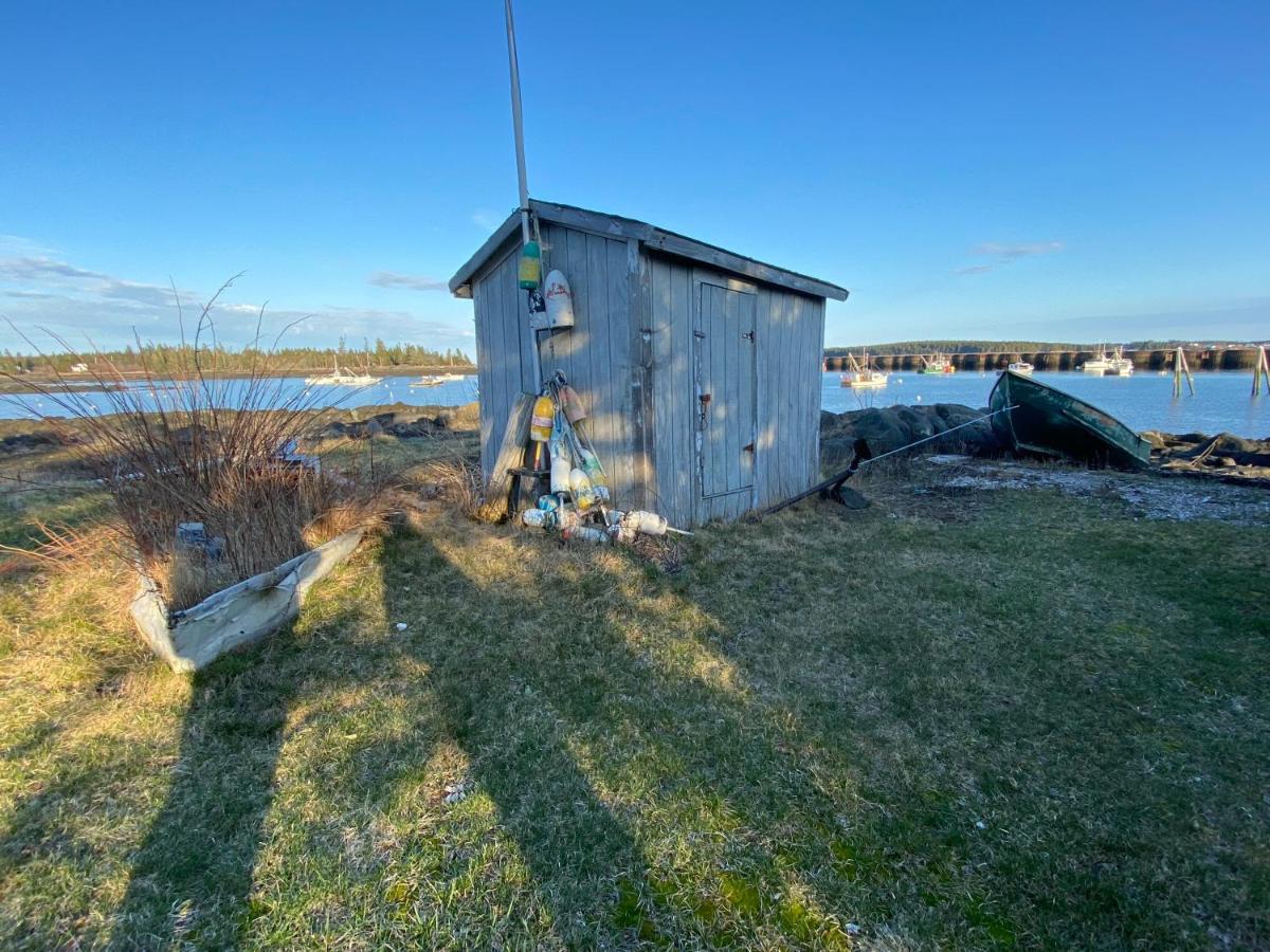 Harbor House Hotel By Umaniii In Jonesport Maine Экстерьер фото